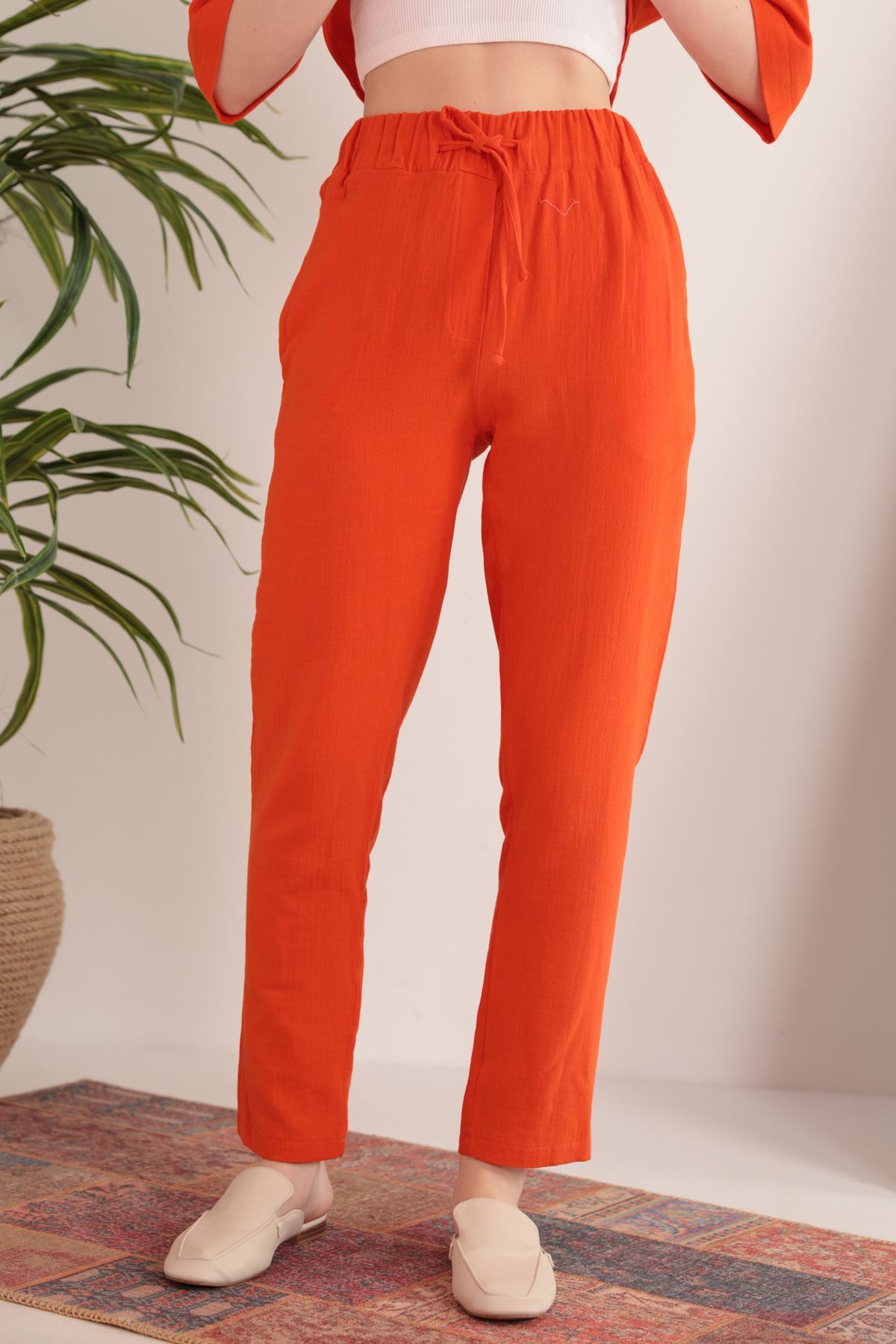 Müslin Kumaş Rahat Kalıp Lastikli Kadın Pantolon-Oranj