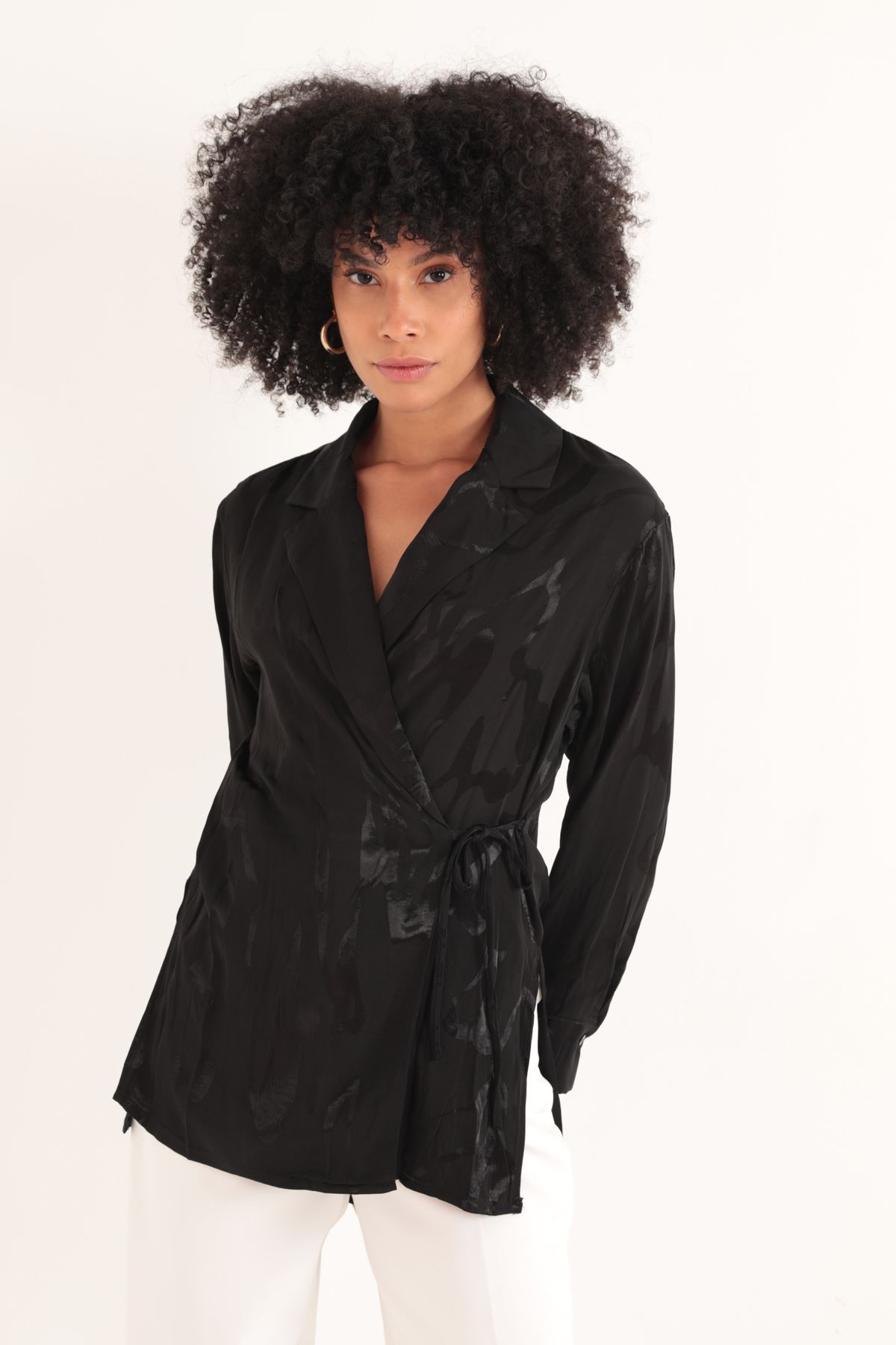 Jakar Kumaş Desenli Kadın Ceket-Siyah