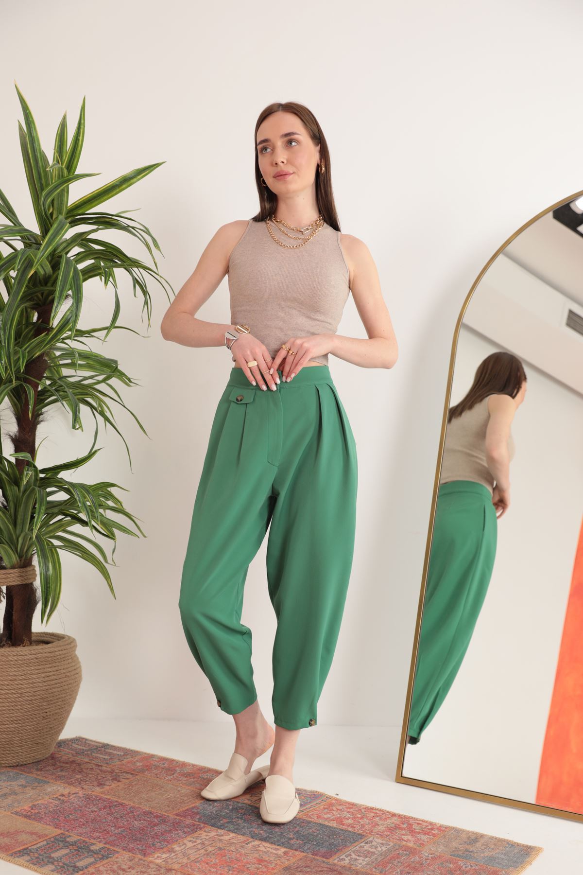 Atlas Kumaş Pileli Şalvar Kadın Pantolon-Yeşil