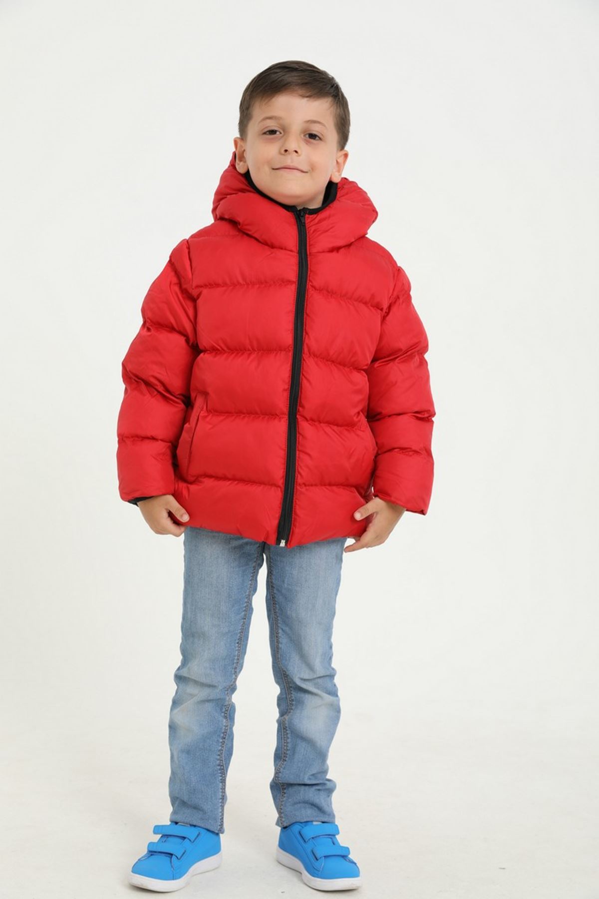 Erkek Çocuk Kırmızı İçi Polarlı Kapüşonlu Su Geçirmez Rüzgara Dayanıklı Cepli Şişme Kışlık Mont