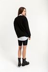 Şardonlu 3 İplik Kumaş Uzun Kol Basen Boy Yazılı Kadın Sweatshirt-Siyah